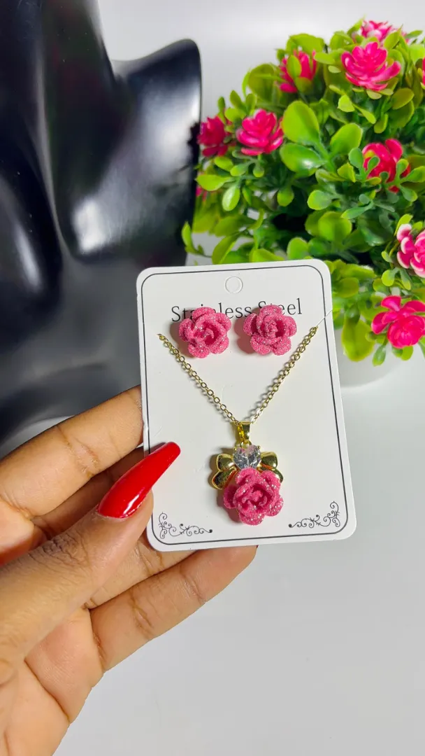 Beautiful necklace - 3