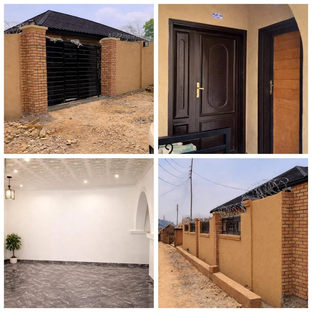 2 bedroom flat at sagbe ibadan - 1