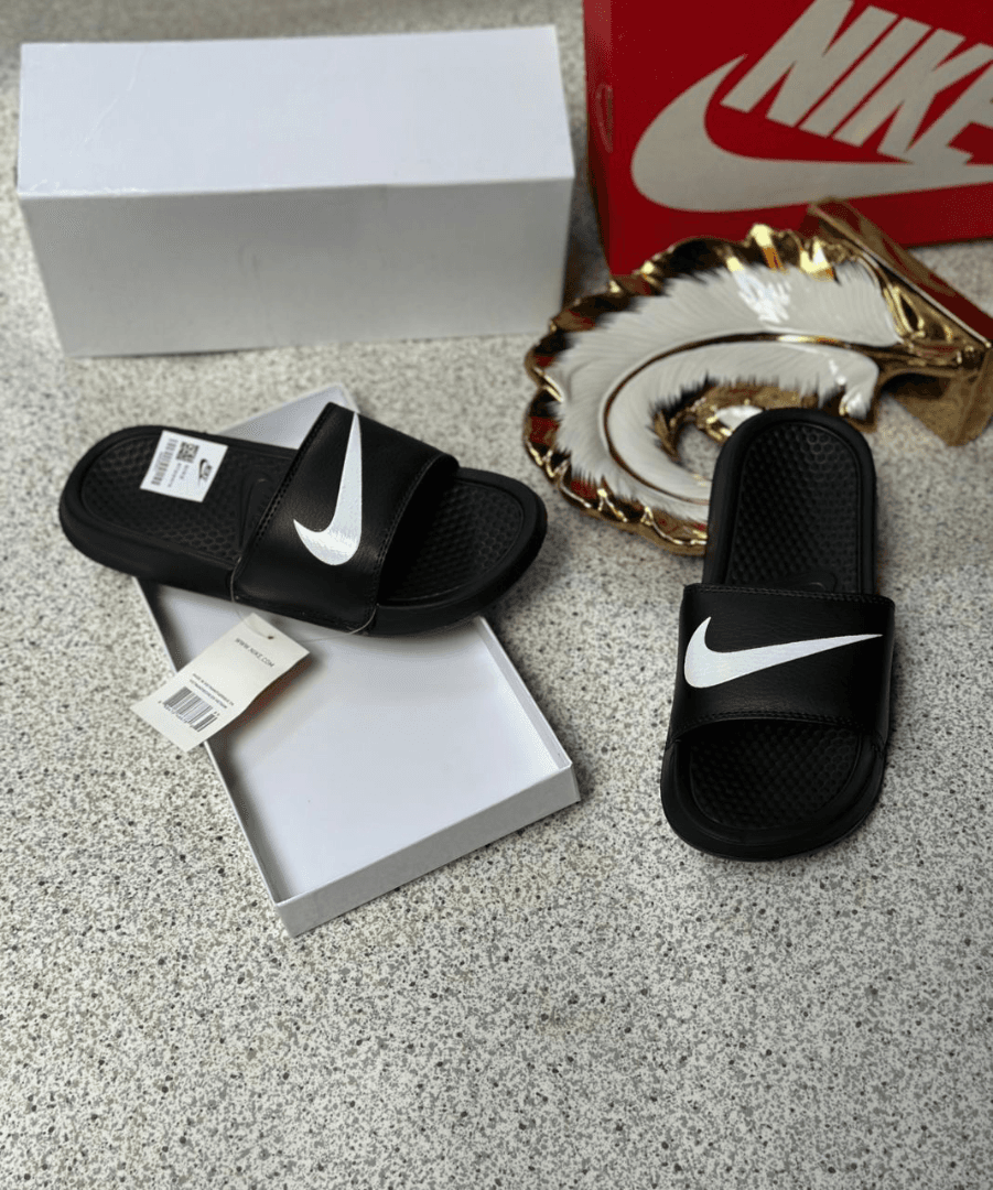 Nike Comfort & SB Slides - 1